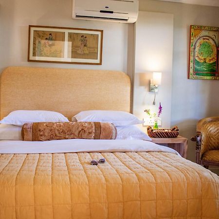 5 Seasons Guest House สเตลเลนบอช ภายนอก รูปภาพ