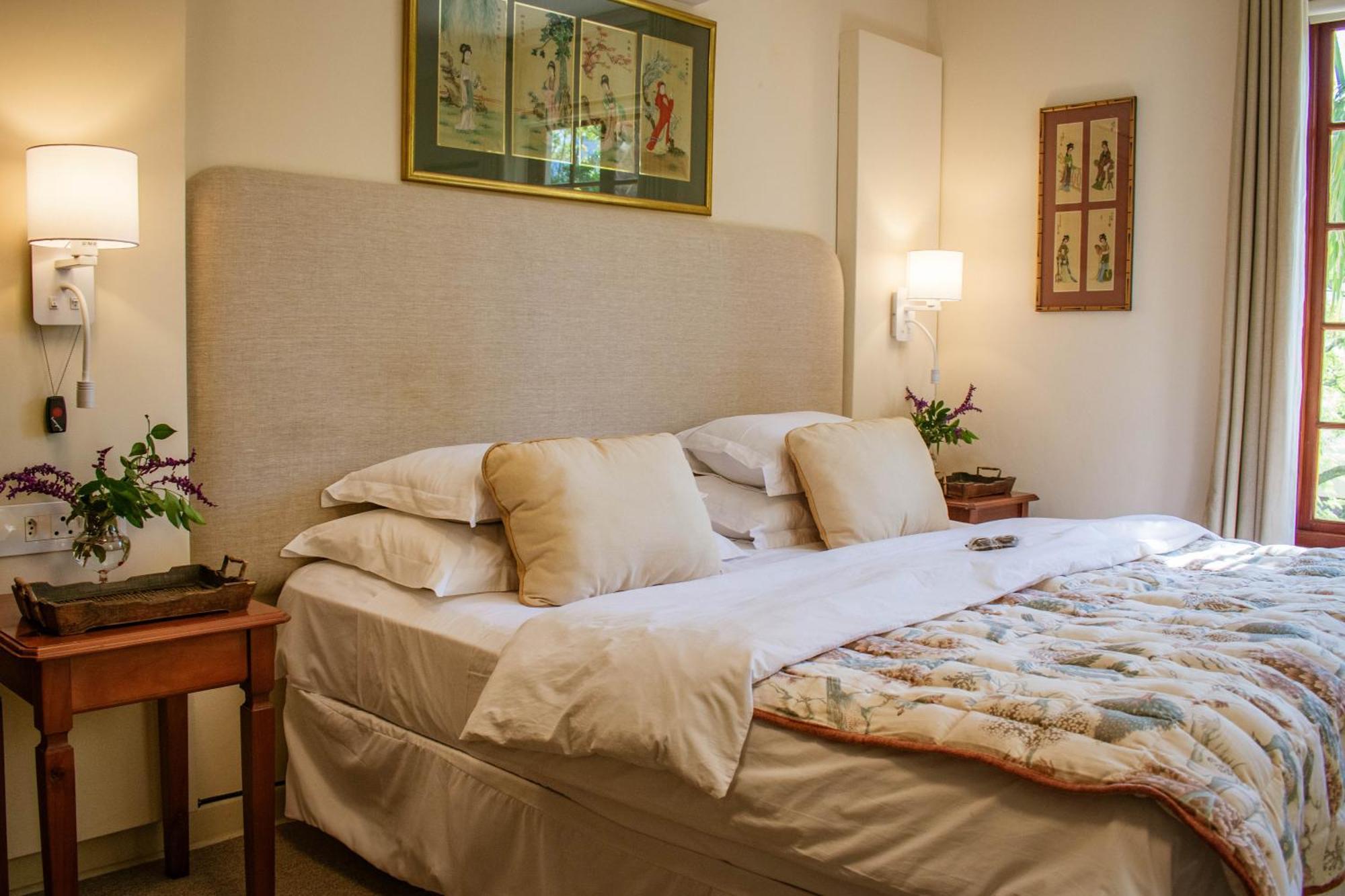 5 Seasons Guest House สเตลเลนบอช ภายนอก รูปภาพ