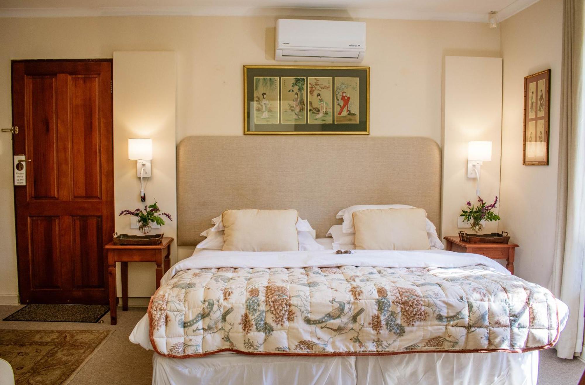 5 Seasons Guest House สเตลเลนบอช ภายนอก รูปภาพ