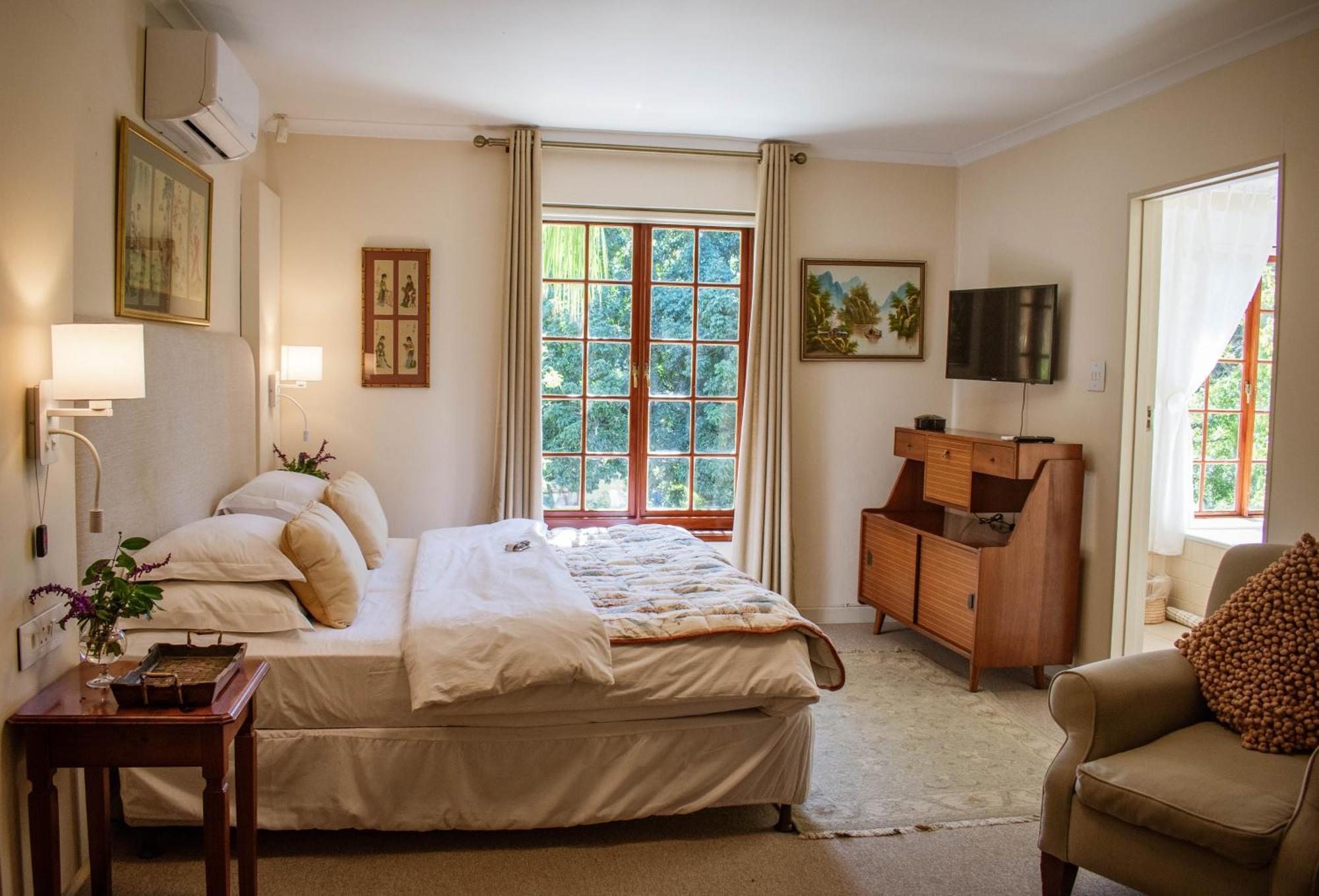 5 Seasons Guest House สเตลเลนบอช ภายนอก รูปภาพ