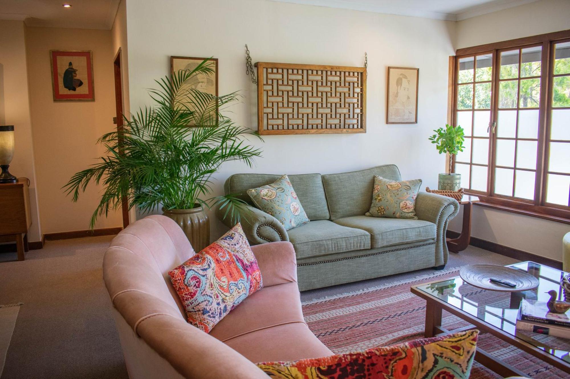 5 Seasons Guest House สเตลเลนบอช ภายนอก รูปภาพ