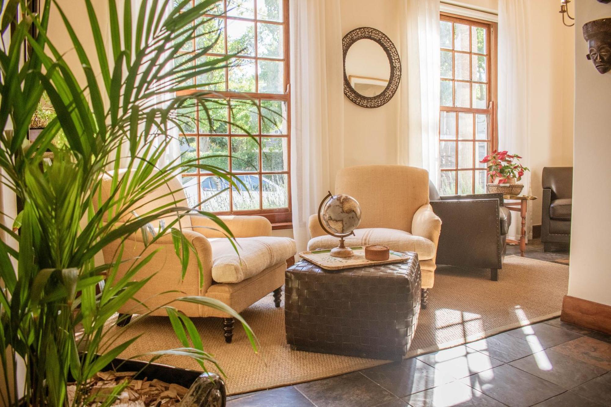 5 Seasons Guest House สเตลเลนบอช ภายนอก รูปภาพ